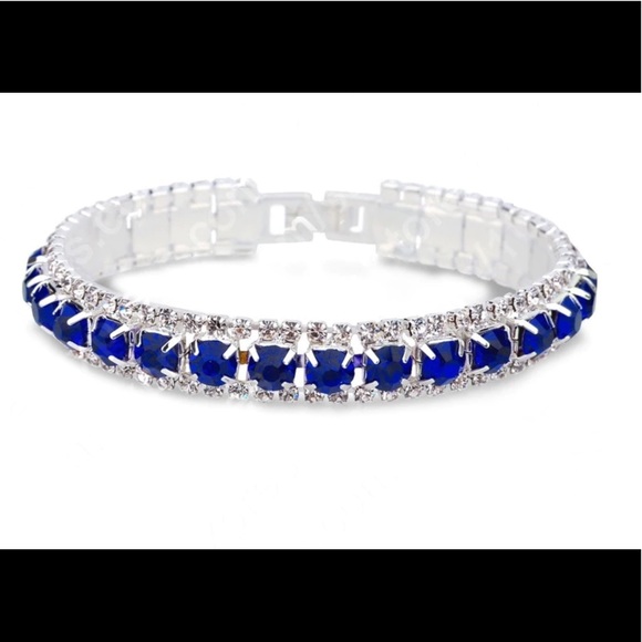 Jewelry - 🍃🌸925 Sterling Silver Bracelet Blue Zirc.Crystal